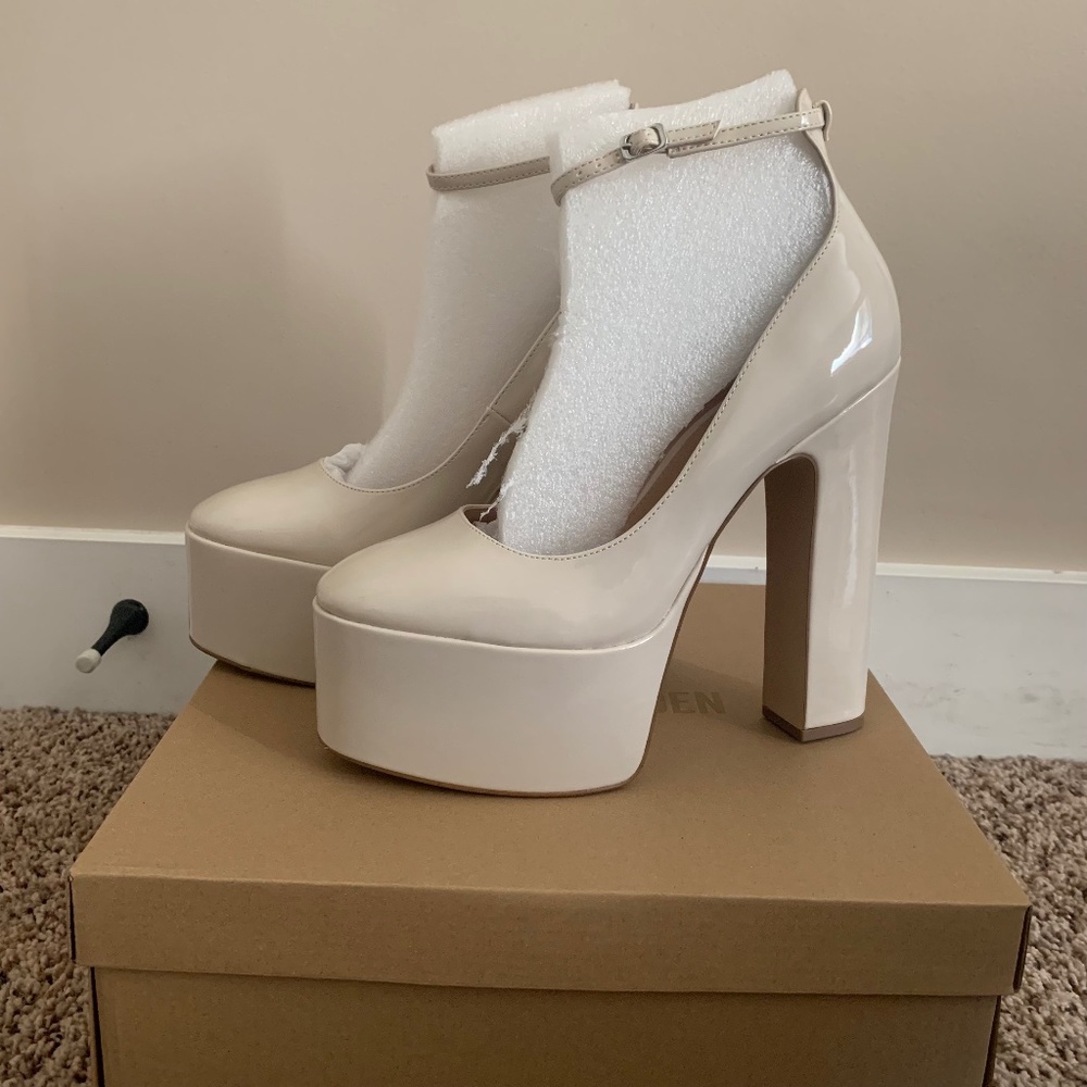 Steve Madden Skyrise Platform Heels
